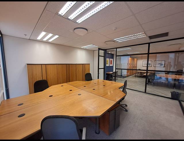 126M² OFFICE TO LET IN ILLOVO
